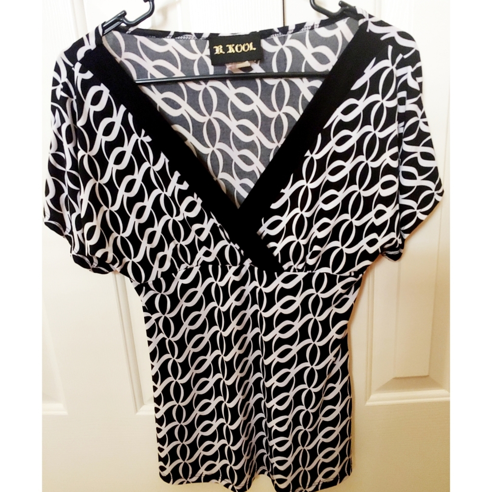 B Kool Black and White Dressy Top